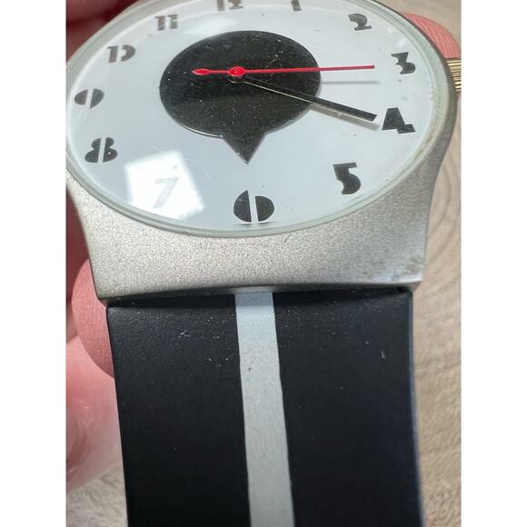 Vintage Rohde Deco The Metropolitan Museum of Art MMA Band Watch Read main image 6
